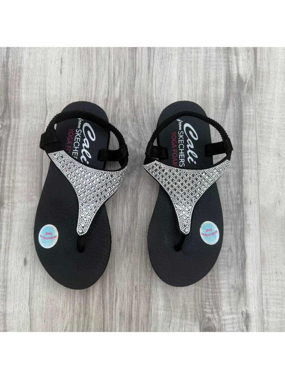 Skechers Cali Women’s Rhinestone Yoga Foam Sandals Size 6